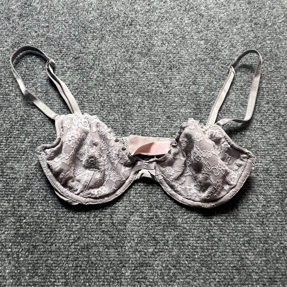 Victorias Secret Unlined Demi Bra 32C Lilac Grey Purple Lace Underwire Sexy